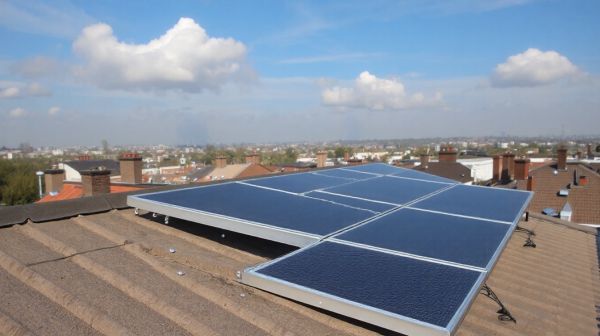 Top 5 avantages d'installer un panneau solaire chez soi